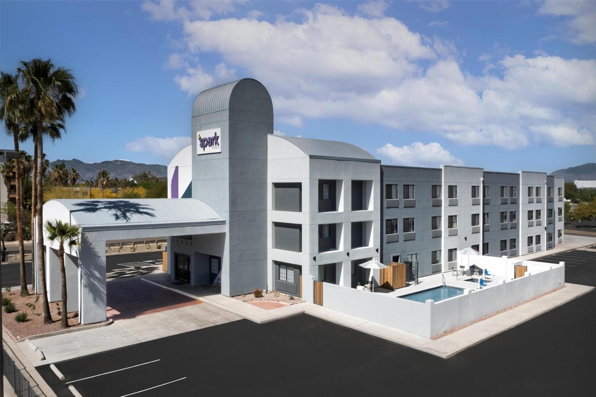 Spark By Hilton Tucson Airport Exterior foto